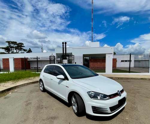 VOLKSWAGEN-GOLF-2.0 TSI GTI 16V TURBO GASOLINA 4P AUTOMÁTICO VOLKSWAGEN-GOLF-2015