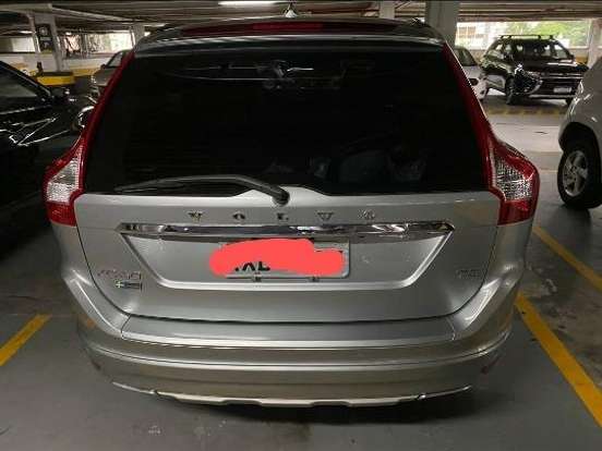 VOLVO-XC60-2.0 T5 R DESIGN TURBO GASOLINA 4P AUTOMÁTICO VOLVO-XC60-2015