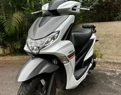 YAMAHA FLUO 125 ABS YAMAHA FLUO 125 ABS