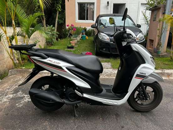 YAMAHA-FLUO 125 ABS-2022