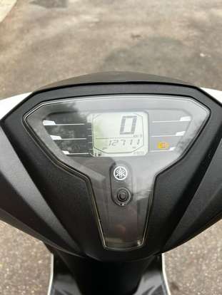YAMAHA-FLUO 125 ABS-2022