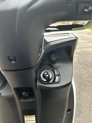 YAMAHA-FLUO 125 ABS-2022