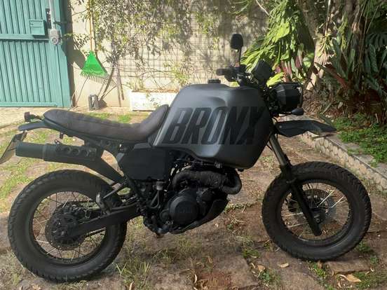 YAMAHA-XT 600 Z TÉNÉRÉ YAMAHA-XT 600 Z TÉNÉRÉ-1990