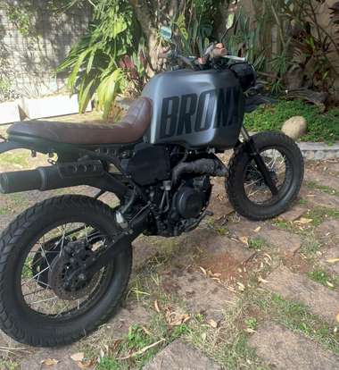 YAMAHA-XT 600 Z TÉNÉRÉ YAMAHA-XT 600 Z TÉNÉRÉ-1990