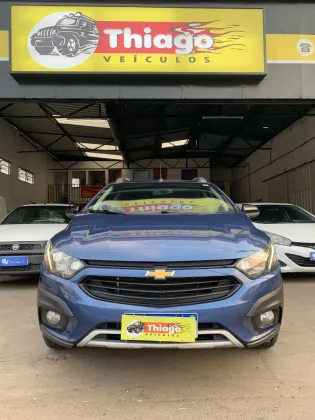 CHEVROLET ONIX 1.4 MPFI ACTIV 8V FLEX 4P AUTOMÁTICO