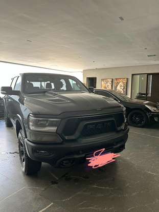 RAM-1500-5.7 V8 GASOLINA REBEL CD 4X4 AUTOMÁTICO RAM-1500-2022