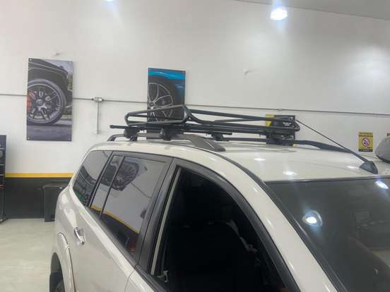 MITSUBISHI-PAJERO DAKAR-2011
