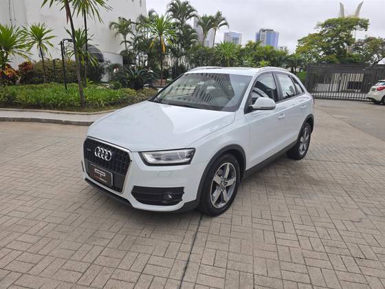 AUDI Q3 2.0 TFSI AMBITION QUATTRO 4P GASOLINA S TRONIC