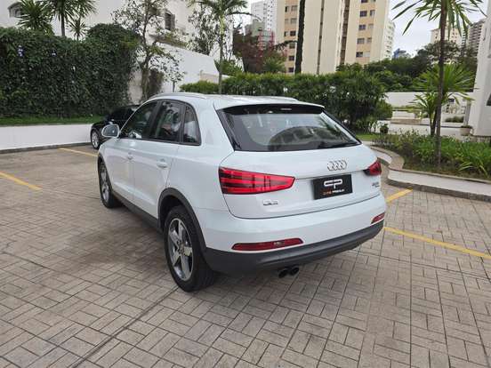 AUDI-Q3-2.0 TFSI AMBITION QUATTRO 4P GASOLINA S TRONIC AUDI-Q3-2012