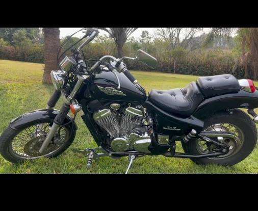 HONDA-SHADOW 600C VT-2004
