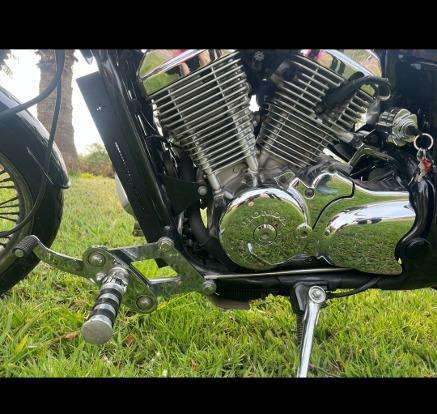 HONDA-SHADOW 600C VT-2004