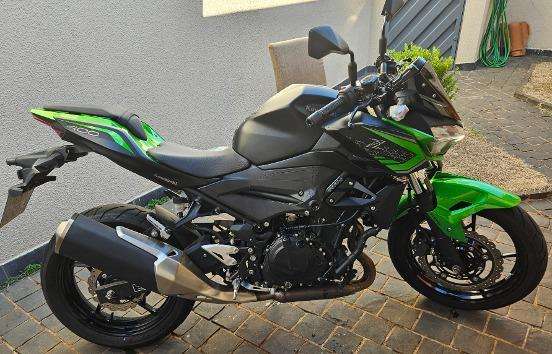 KAWASAKI-Z400-2020