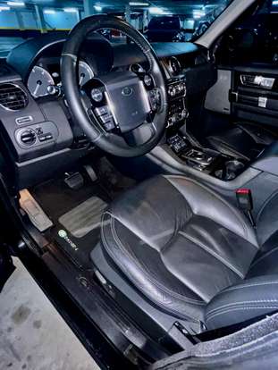 LAND ROVER-DISCOVERY 4-2014