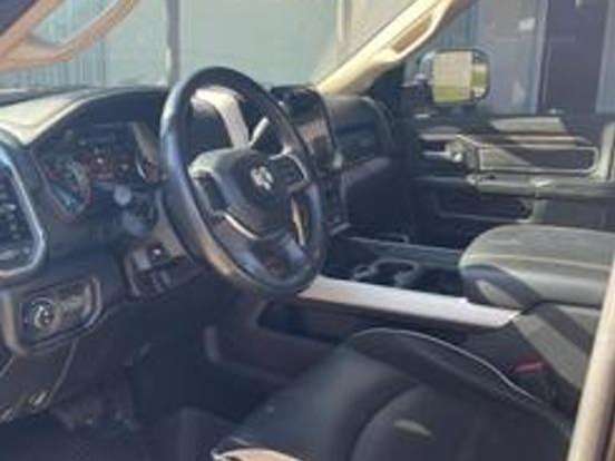 RAM-2500-6.7 I6 TURBO DIESEL LARAMIE CD 4X4 AUTOMÁTICO RAM-2500-2020