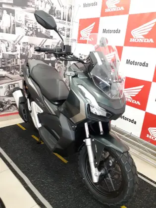 HONDA ADV 