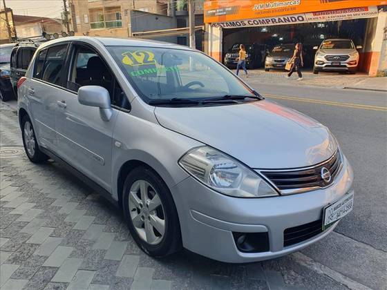 NISSAN TIIDA 1.8 S 16V FLEX 4P MANUAL