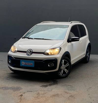 VOLKSWAGEN UP 1.0 170 TSI TOTAL FLEX XTREME 4P MANUAL