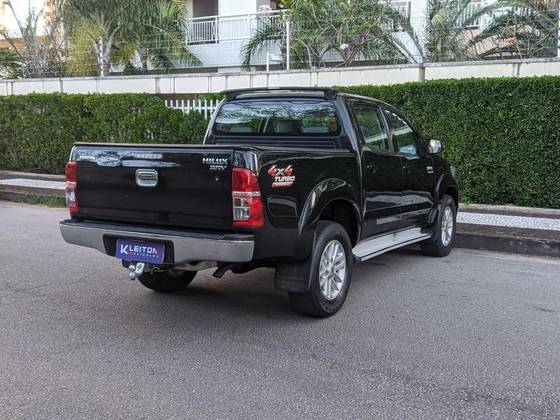 TOYOTA HILUX 2.7 SRV 4X4 CD 16V FLEX 4P AUTOMÁTICO