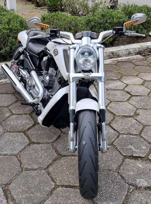 HARLEY-DAVIDSON-V-ROD MUSCLE-2013