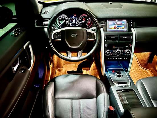 LAND ROVER-DISCOVERY SPORT-2018