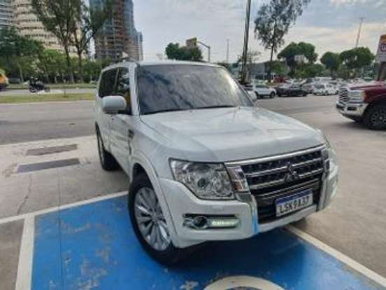 MITSUBISHI-PAJERO-3.2 HPE S 4X4 7 LUGARES 16V TURBO INTERCOOLER DIESEL 4P AUTOMÁTICO MITSUBISHI-PAJERO-2015