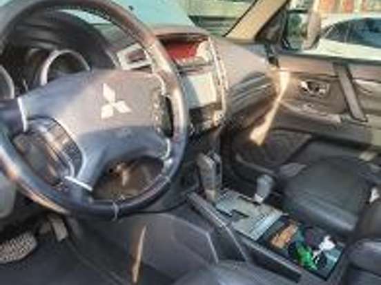MITSUBISHI-PAJERO-3.2 HPE S 4X4 7 LUGARES 16V TURBO INTERCOOLER DIESEL 4P AUTOMÁTICO MITSUBISHI-PAJERO-2015