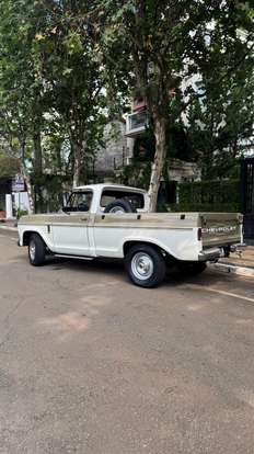 CHEVROLET-D10-1984
