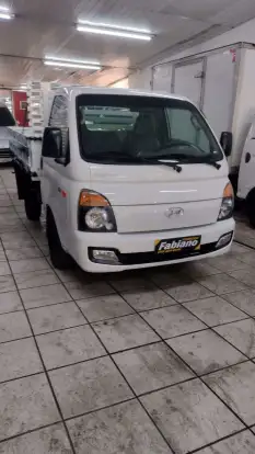 KIA-BONGO-2010