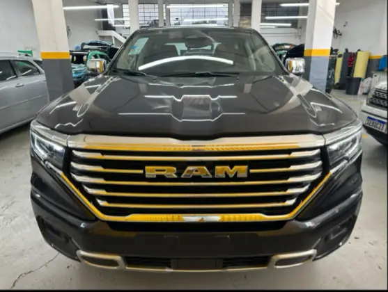 RAM RAMPAGE 2.0 TURBO DIESEL LARAMIE 4X4 AUTOMÁTICO