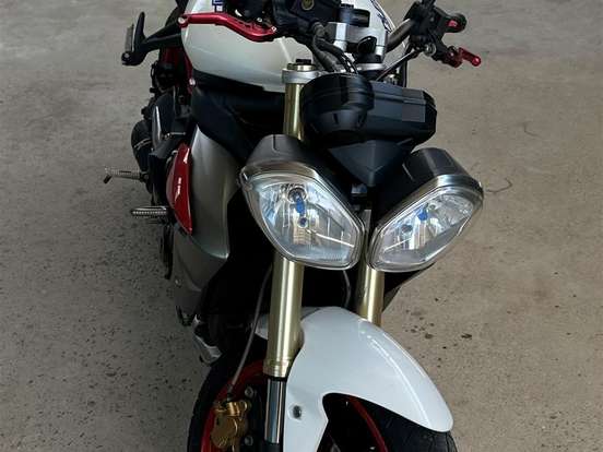 TRIUMPH-STREET TRIPLE 675 ABS TRIUMPH-STREET TRIPLE 675 ABS-2014