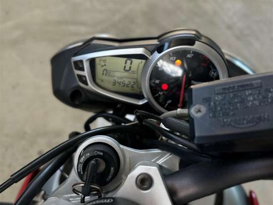 TRIUMPH-STREET TRIPLE 675 ABS TRIUMPH-STREET TRIPLE 675 ABS-2014