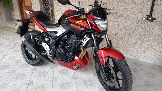 YAMAHA MT-03 