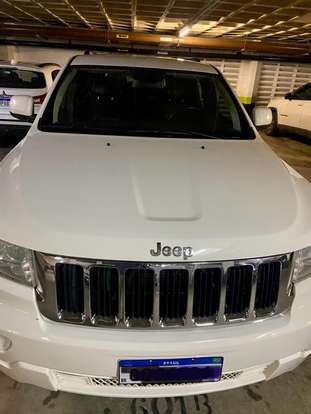 JEEP-GRAND CHEROKEE-3.6 LAREDO 4X4 V6 24V GASOLINA 4P AUTOMÁTICO JEEP-GRAND CHEROKEE-2012