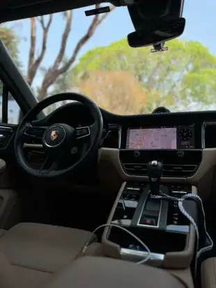 PORSCHE-MACAN-2022