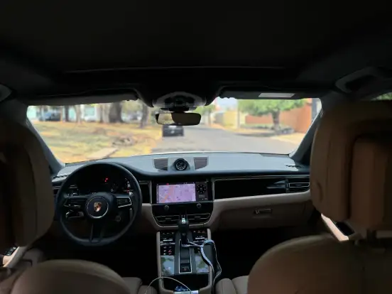 PORSCHE-MACAN-2022