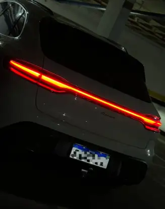 PORSCHE-MACAN-2022