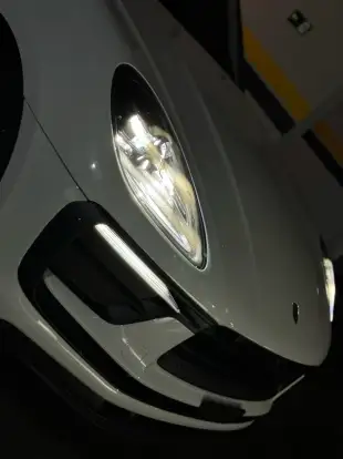 PORSCHE-MACAN-2022