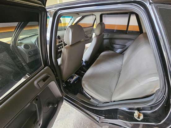 VOLKSWAGEN-GOL-2008