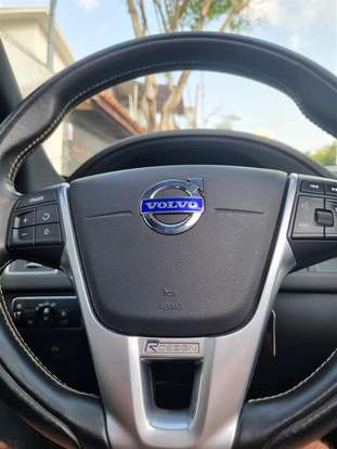 VOLVO-XC60-2014