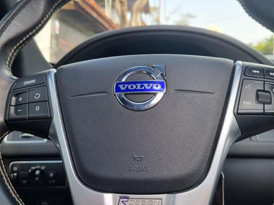 VOLVO-XC60-2.0 T5 R DESIGN TURBO GASOLINA 4P AUTOMÁTICO VOLVO-XC60-2014