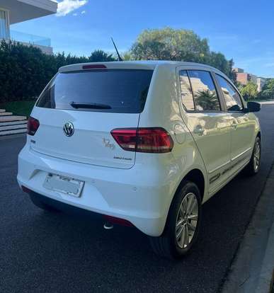 VOLKSWAGEN-FOX-2018