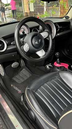 MINI-COOPER-2010