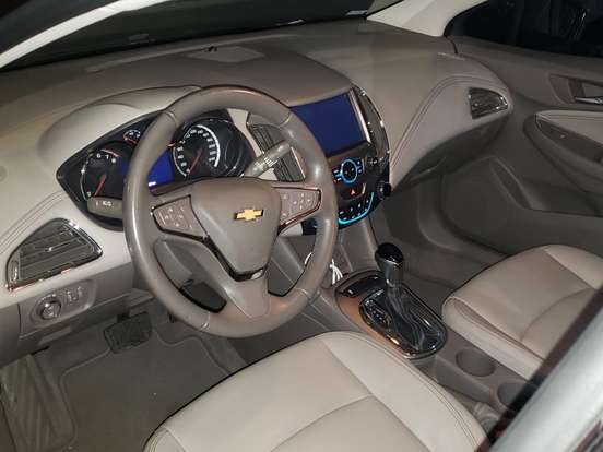 CHEVROLET-CRUZE-2017