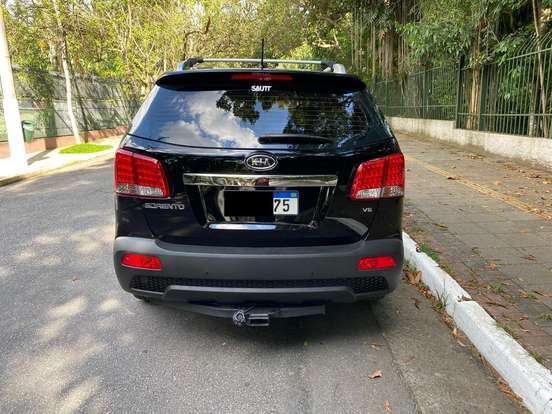 KIA-SORENTO-2012
