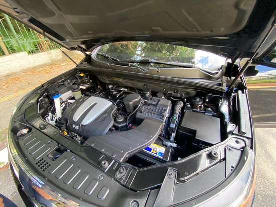 KIA-SORENTO-3.5 V6 GASOLINA EX 7L 4WD AUTOMÁTICO KIA-SORENTO-2012