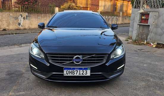 VOLVO-S60-2015