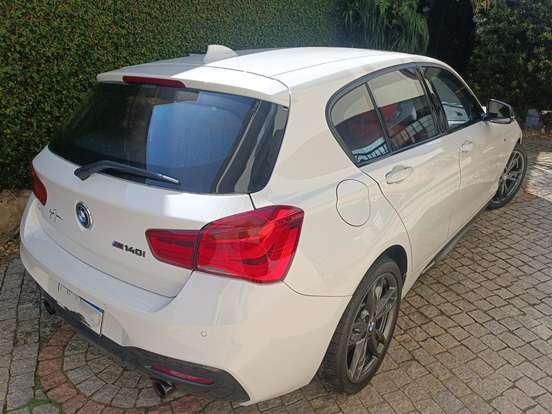 BMW-M 140i-3.0 24V TURBO GASOLINA 4P AUTOMÁTICO BMW-M 140i-2017