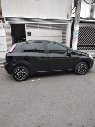 FIAT-PUNTO-2014