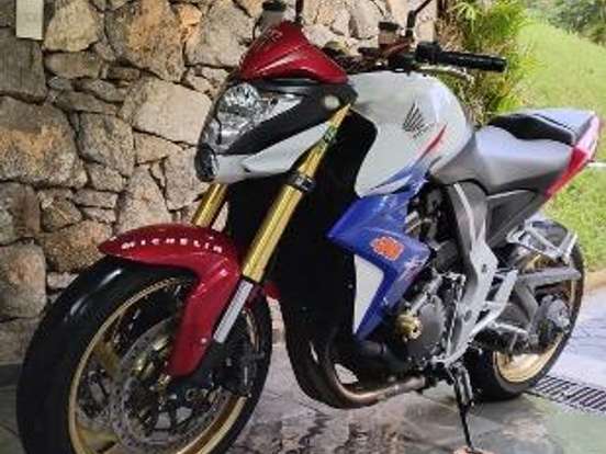 HONDA-CB 1000R HONDA-CB 1000R-2013