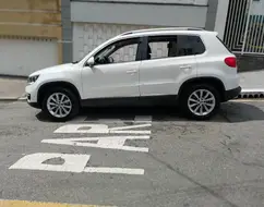 VOLKSWAGEN TIGUAN 2.0 TSI 16V TURBO GASOLINA 4P TIPTRONIC VOLKSWAGEN TIGUAN 2.0 TSI 16V TURBO GASOLINA 4P TIPTRONIC